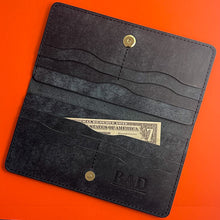 Load image into Gallery viewer, #603 The Garth: Black Pueblo Leather, #0 Black Stitching