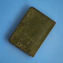 Load image into Gallery viewer, #206 - The Daubi: Olive Pueblo Leather, #0 Olive Stitching